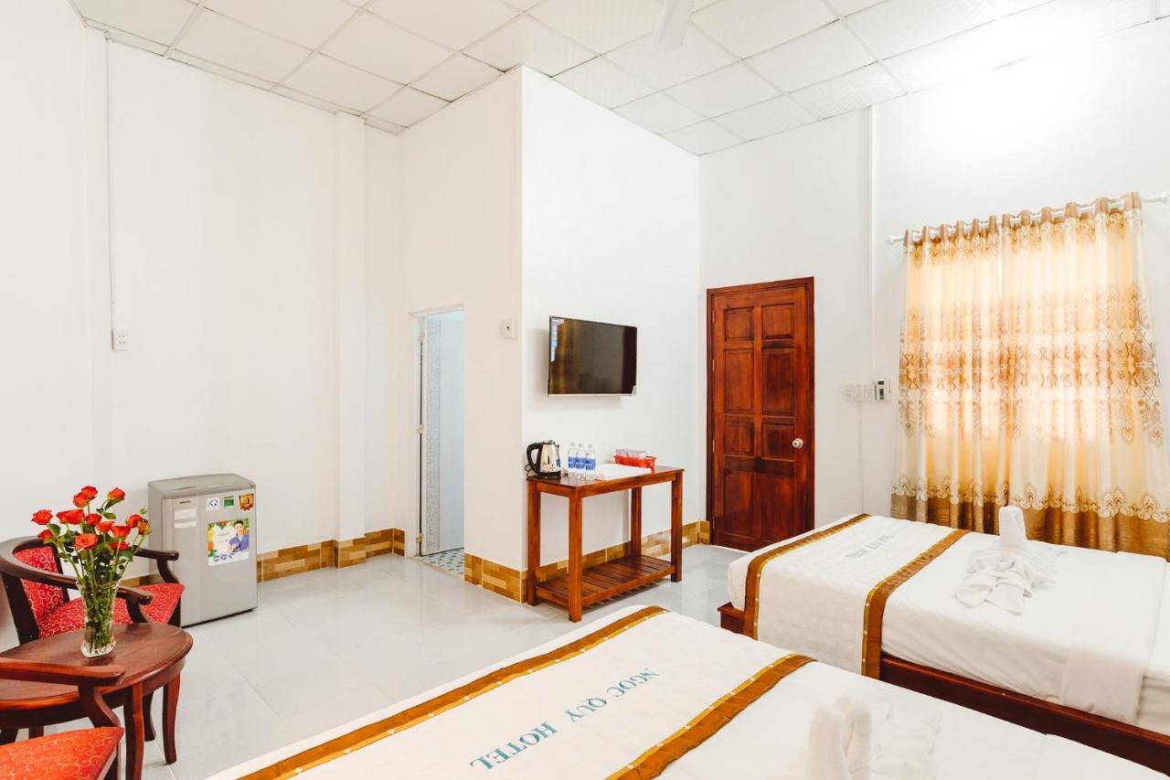 Ngoc Qui Bungalow Phú Quý Zewnętrze zdjęcie